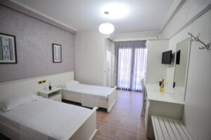 beachfront rooms durres