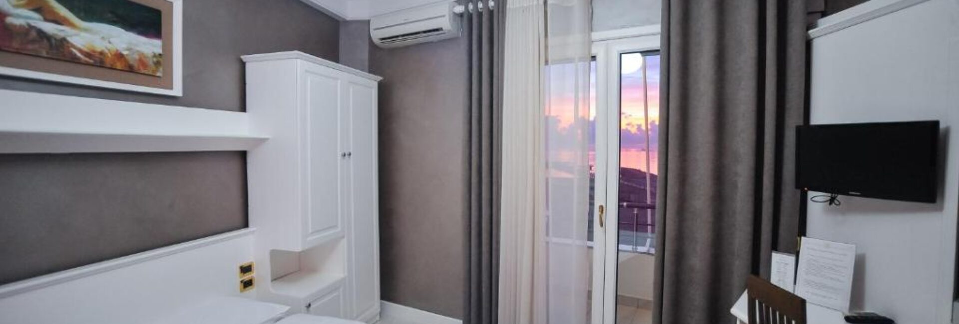 Standard Double Room with Sea View